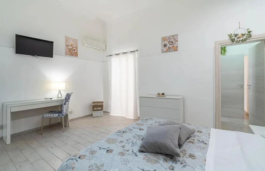 Dafne Home-1